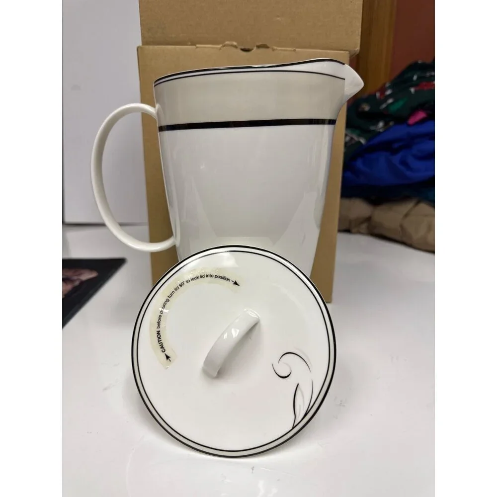 Lenox Viola Simply Fine Pour It On Pitcher with Locking Lid Bone China White NIB